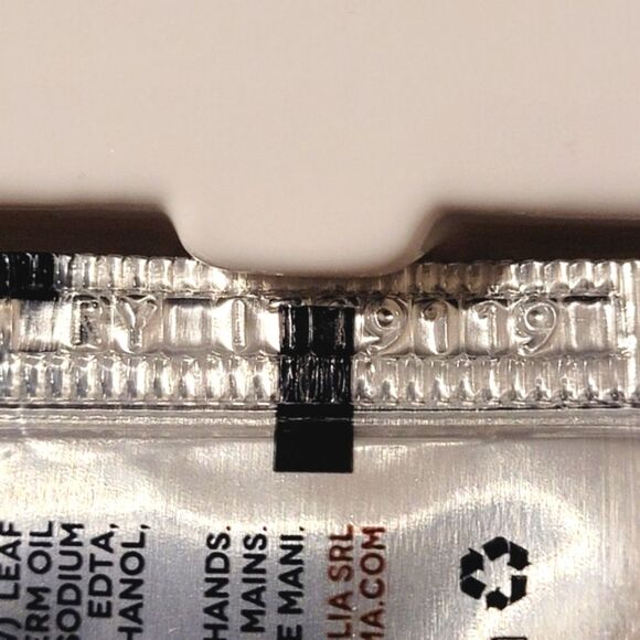 Skin & Co Roma The Treasure Box 3 Pc Set Body Lotion Shower Oil Hand Cream New - Picture 9 of 9